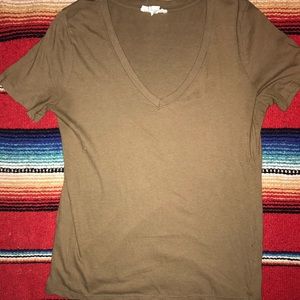 v neck tee